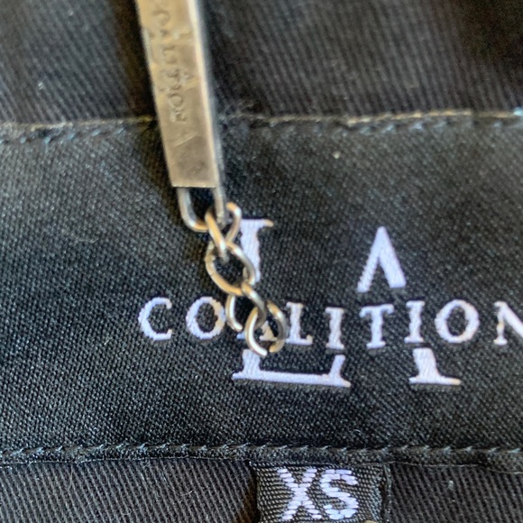 Women's Black Utility Jacket - Picture 5 of 13